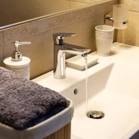 Apartament Antonis *